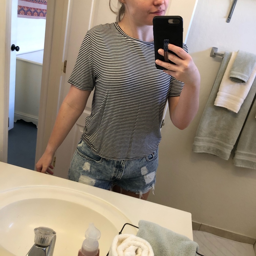 Abercrombie tee